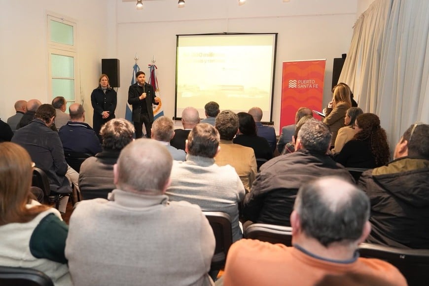 Pullaro este lunes en el SUM del Puerto de Santa Fe. Crédito: Gobierno de Santa Fe