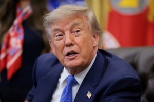 Trump indicó que también exigirá “una compensación a Irán”.