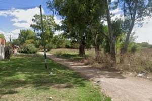 El agente de la Bonaerense los enfrentó a tiros cuando quisieron asaltarlo.