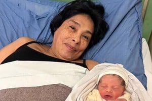 El recién nacido permaneció momentáneamente en Neonatología.