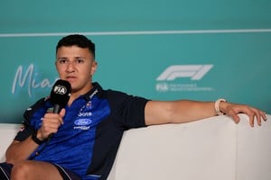 Isack Hadjar asumió en 2026 el desafío más difícil de Red Bull: compartir equipo y medirse con Max Verstappen. Credit: Sam Navarro-Imagn Images
