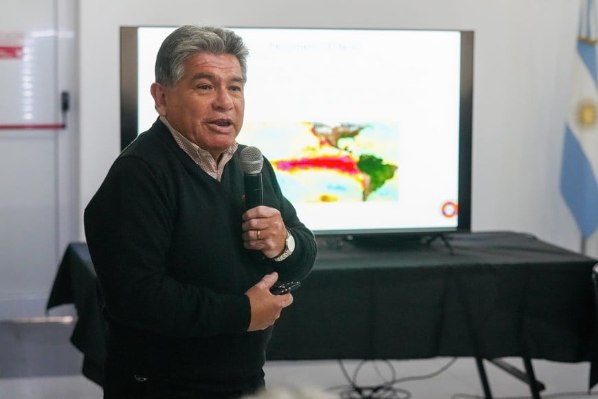 “El primer responsable de lo que suceda en su localidad es el intendente o el presidente comunal, que debe actuar con su plan de contingencia y su junta local", recalcó Escajadillo. Gobierno de Santa Fe