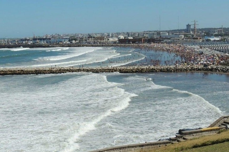 Playa Grande, en Mar del Plata, será escenario de la competencia de surf de los Juegos Suramericanos 2026.