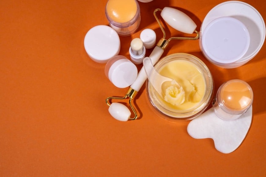 El skincare fasting propone simplificar la rutina y priorizar la hidratación.
