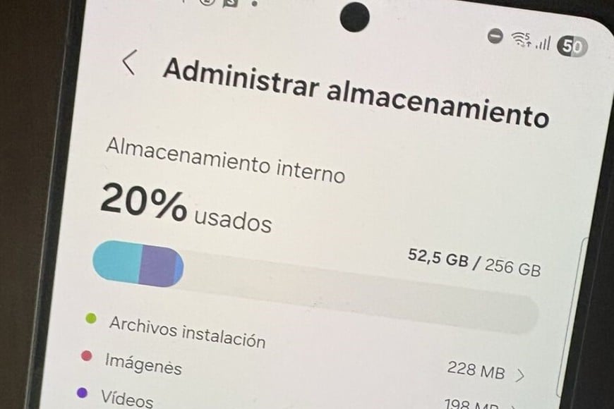 El teléfono puede acumular durante meses archivos temporales