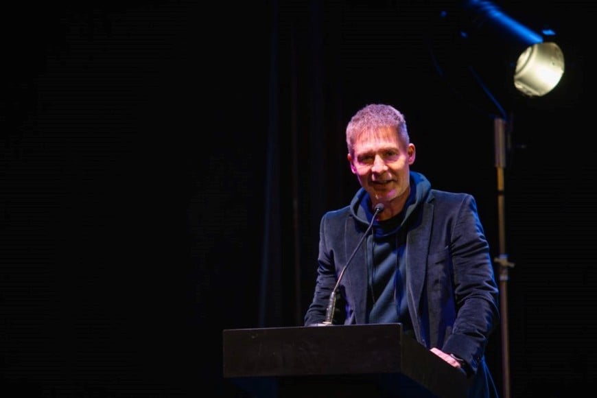 Carlos Rottemberg presentó “Pasen y lean” en el Teatro Liceo: palabras de Adrián Suar