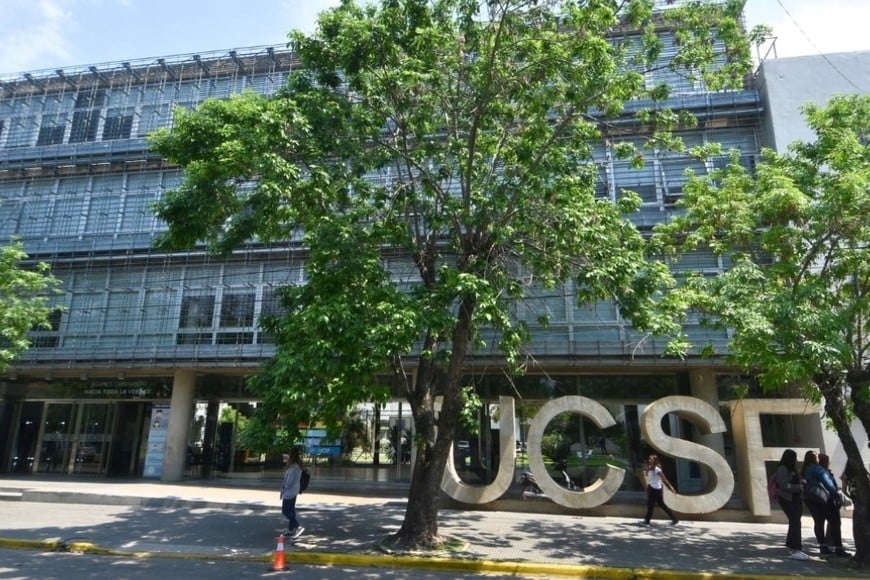 Universidad Católica de Santa Fe.