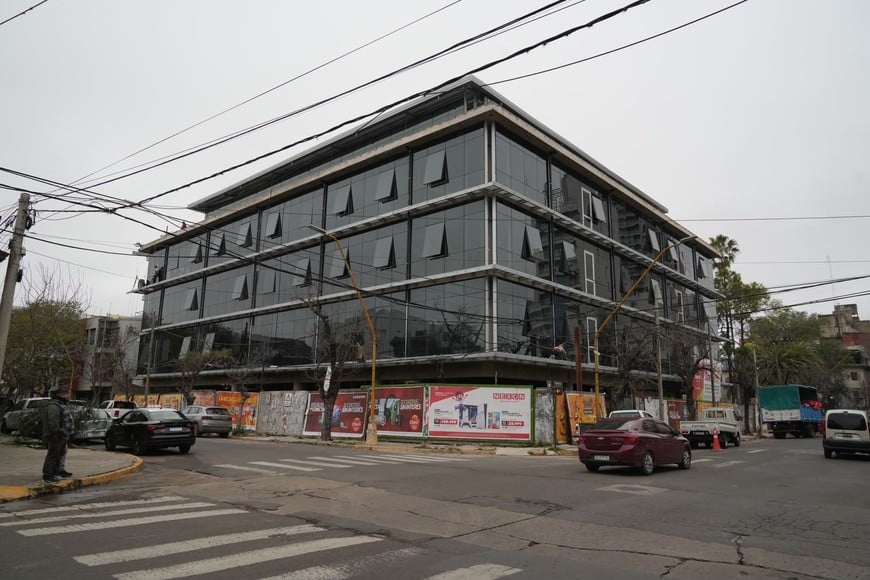 6.000 metros cuadrados y 40 aulas para el nuevo Instituto Superior N.º 8.