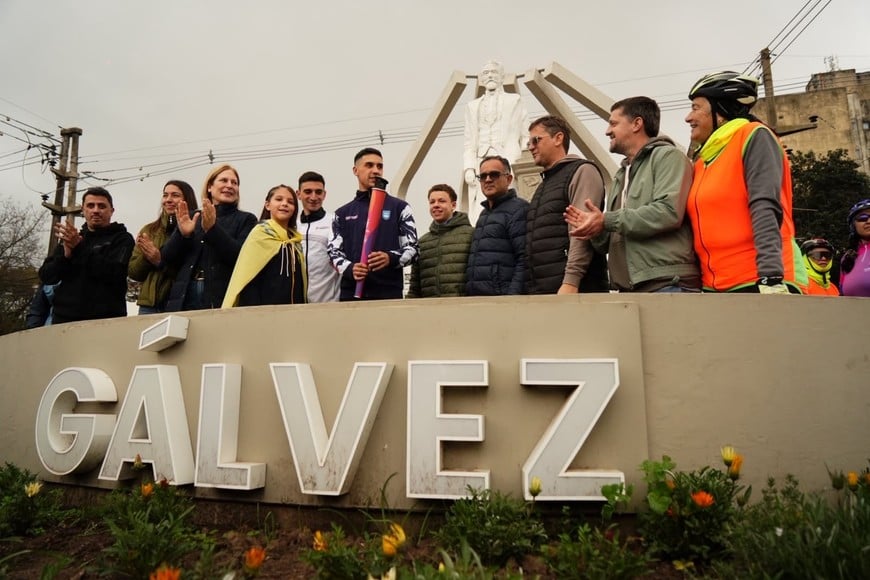 La Antorcha Suramericana pasó por Gálvez y llegó a Coronda.