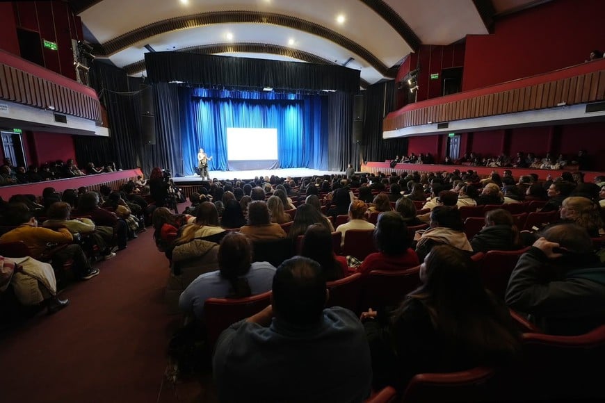 Las jornadas reunieron a 1300 docentes, estudiantes y familiares.