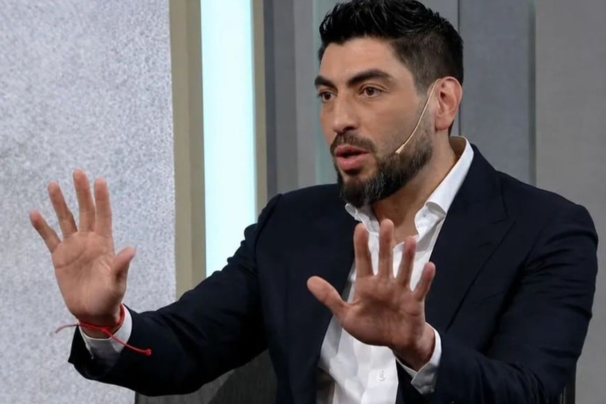 Facundo Moyano, el galán de turno. Protagonista de jornadas acaloradas y explicaciones que no cierran.