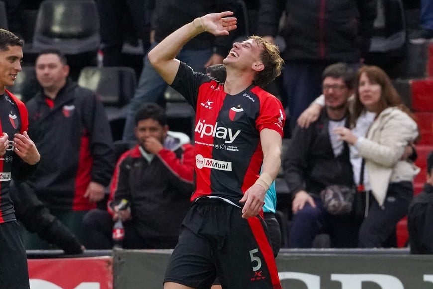 Gol de Matías Muñoz para el 3-0. Foto: Fernando Nicola