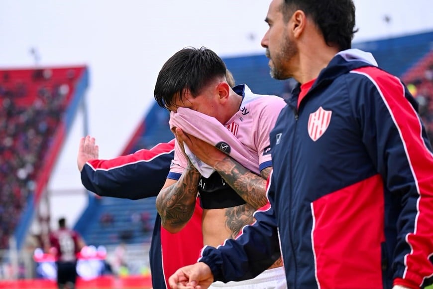 Lesión de Vargas | Unión-San Lorenzo | Estadio Pedro Bidegain. Foto: Juan Manuel Foglia