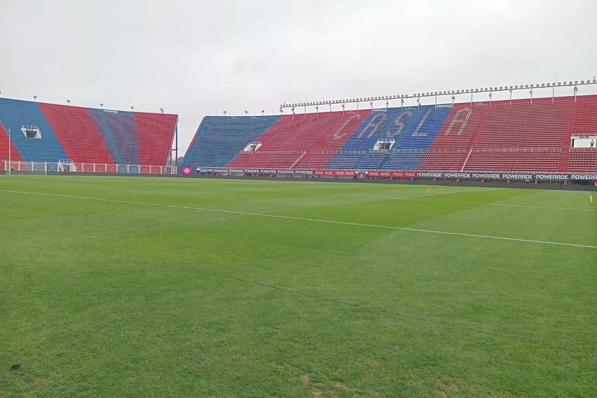 Así luce el césped del Nuevo Gasómetro, donde se enfrentarán Unión y San Lorenzo.