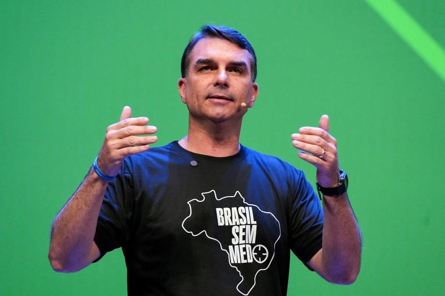 FILE PHOTO: Brazilian Senator Flavio Bolsonaro speaks during an event in Sao Paulo, Brazil, June 18, 2026. REUTERS/Alexandre Meneghini/File Photo