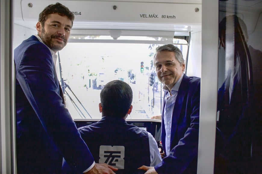 Giuliano y Monteverde presentaron formalmente la iniciativa ante CRRC, mantuvieron reuniones con autoridades y especialistas y recorrieron uno de los sistemas integrados de transporte más importantes del mundo.