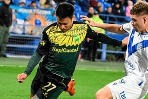 Vélez dejó escapar la punta ante Defensa y el empate terminó con pelea en el túnel