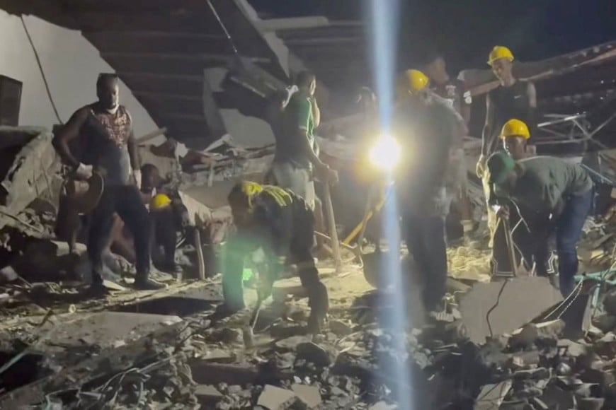 Rescue workers search through rubble following an earthquake, in Quibdo, Colombia, August 10, 2026, in this screengrab taken from video. Gobernacion del Choco/Handout via REUTERS THIS IMAGE HAS BEEN SUPPLIED BY A THIRD PARTY. NO RESALES. NO ARCHIVES. MANDATORY CREDIT
