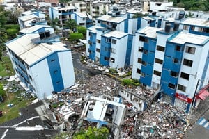 Además la cifra de heridos aumentó a 4.600 y la de rescatados se mantuvo en 364.