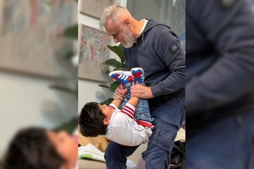 Amadeo cumplirá dos años en octubre y sorprendió por su crecimiento.