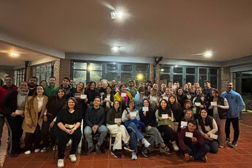 Las familias también reciben herramientas para acompañar los hábitos de los jóvenes.