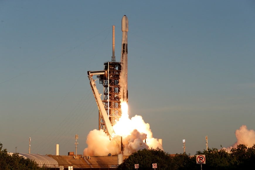 A SpaceX Falcon 9 rocket lifts off carrying NASA's Interstellar Mapping and Acceleration Probe (IMAP) mission, which is to study the boundary of the Sun's heliosphere, and other scientific payloads, at the Kennedy Space Center in Cape Canaveral, Florida, U.S., September 24, 2025. REUTERS/Joe Skipper