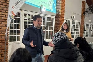 El programa trabaja junto a escuelas y clubes para promover una vida más saludable.