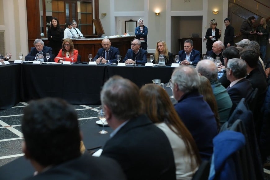 La Región Centro alineó en Rosario una agenda productiva para ganar competitividad y exportaciones.