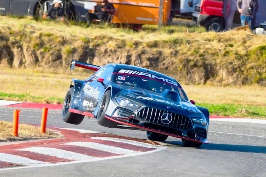 Otto Fritzler, con Mercedes-Benz, marcha tercero en el torneo y se suma a la pelea directa por la Etapa Regular.