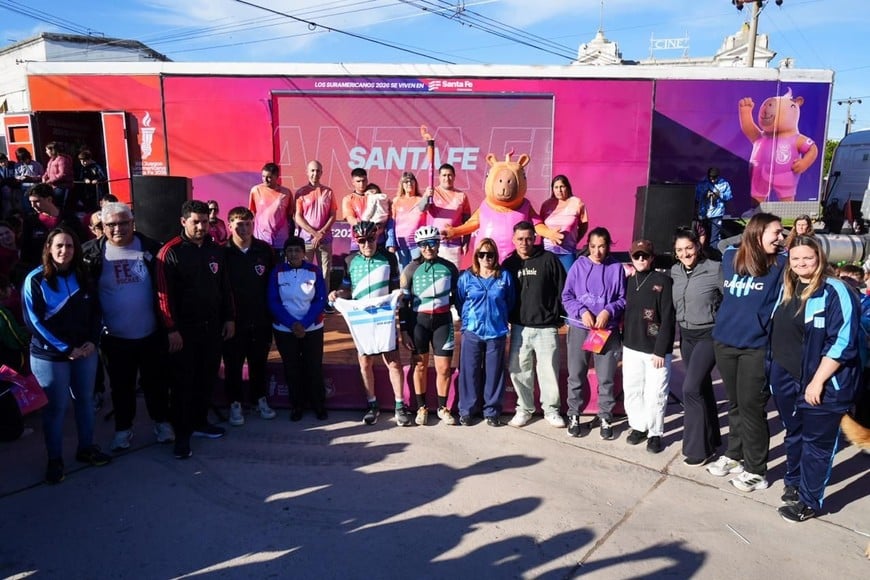 La Antorcha Suramericana iluminó San Cristóbal en un emotivo recorrido deportivo