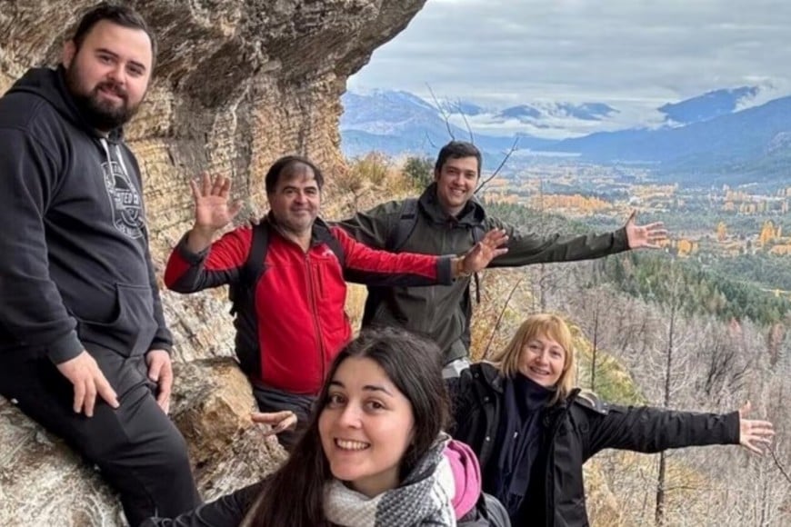 La familia viajaba en una Toyota SW4 cuando ocurrió el trágico accidente.