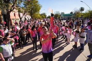 El paso del Fuego Suramericano por la ciudad forma parte del recorrido que atraviesa distintas localidades santafesinas en la previa de los Juegos.