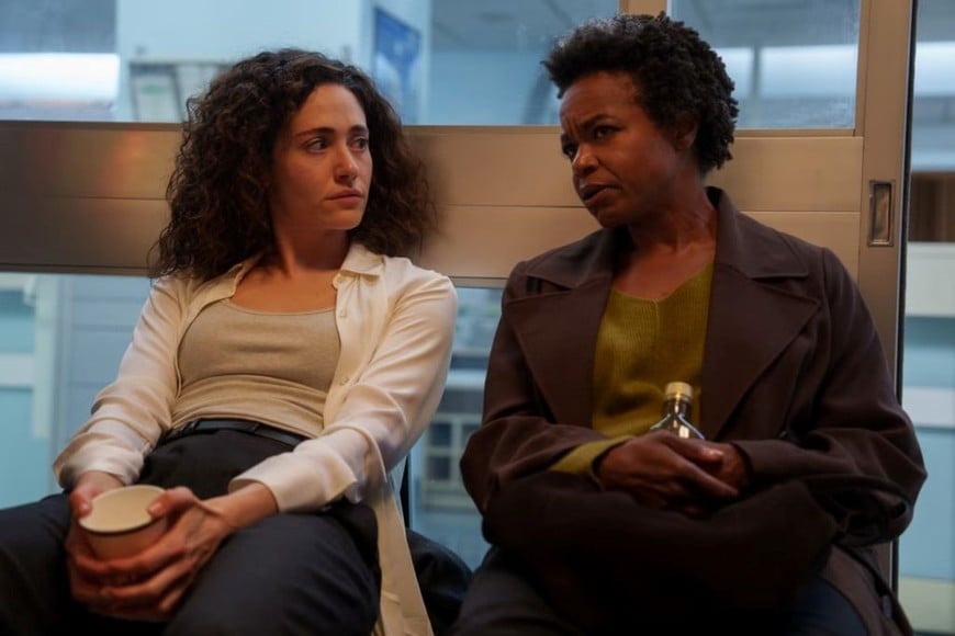 Emmy Rossum y Quincy Tyler Bernstine en “Furia” (“Furious”)
