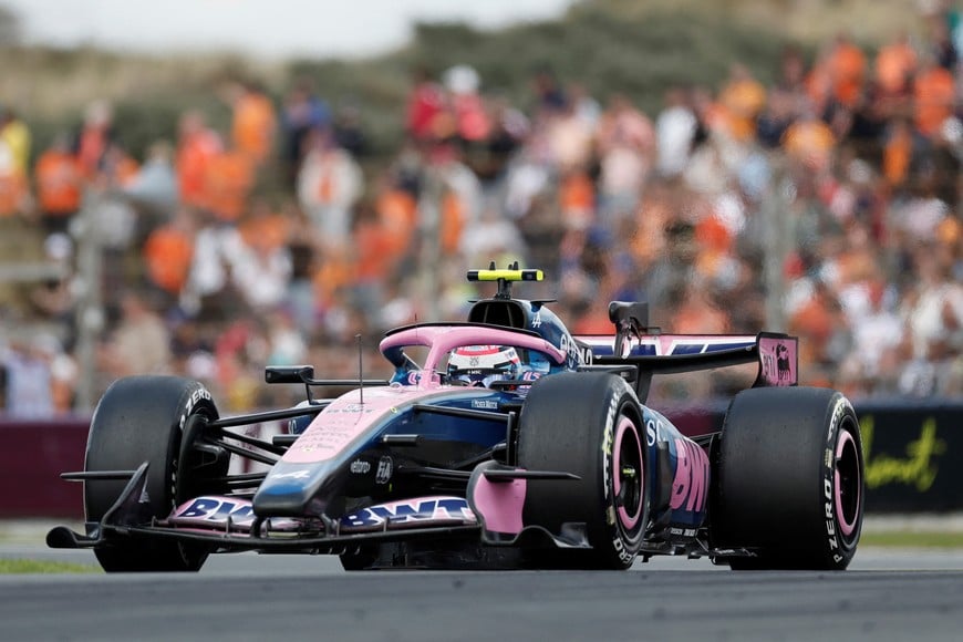 Formula One F1 - Dutch Grand Prix - Circuit Zandvoort, Zandvoort, Netherlands - August 23, 2026
Alpine's Franco Colapinto in action during the race REUTERS/Benoit Tessier