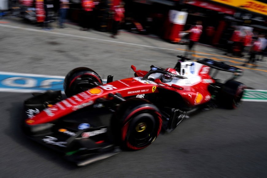 Formula One F1 - Dutch Grand Prix - Circuit Zandvoort, Zandvoort, Netherlands - August 22, 2026
Ferrari's Charles Leclerc during qualifying Pool via REUTERS/Darko Bandic