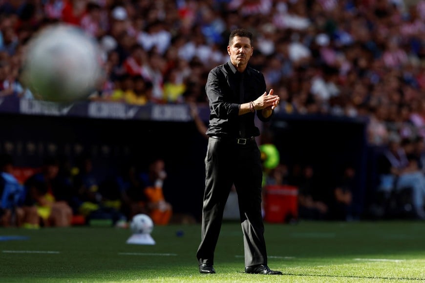 Soccer Football - LaLiga - Atletico Madrid v Villarreal - Riyadh Air Metropolitano, Madrid, Spain - August 23, 2026
Atletico Madrid coach Diego Simeone REUTERS/Thomas Peter