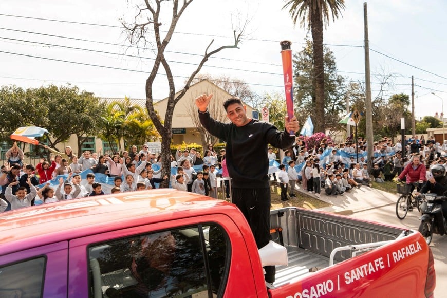 La Antorcha Suramericana continuó este lunes 24 de agosto su recorrido por la provincia de Santa Fe, pasó por Avellaneda y llegó a Reconquista.