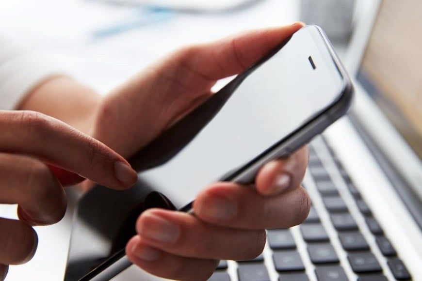La prioridad no debería ser solamente intentar encontrar el teléfono.