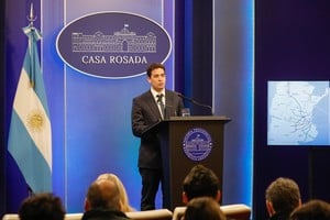 Adrián Ravier, vocero del gobierno nacional, este martes en conferencia. Crédito: Presidencia