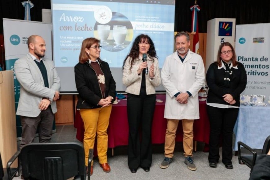 La Universidad Nacional del Litoral (UNL) sumó una nueva alternativa a su catálogo de productos de la Planta de Alimentos Nutritivos: el arroz con leche.