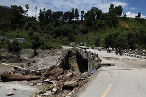 Parte de los destrozos en Galchhi, Nepal. REUTERS/Francis Mascarenhas
