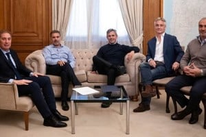 En Casa Rosada, Santilli, los Menem, Ritondo y De Andreis repasaron el mapa electoral y volvieron a discutir la eliminación de las PASO.