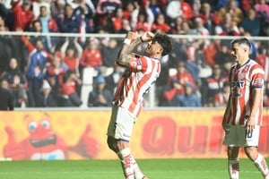 Goles de Tarragona y Malcorra | Unión-Sarmiento | Torneo Clausura Fecha 7 | Estadio 15 de Abril. Foto: Manuel Fabatia