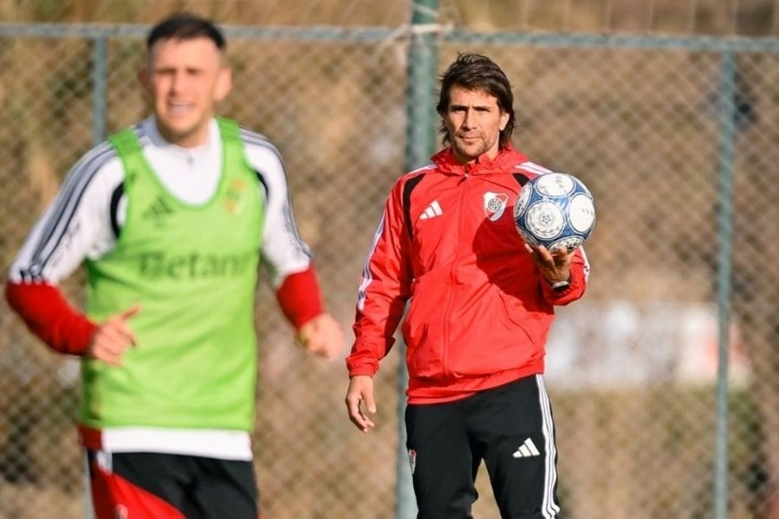 Leonardo Ponzio encabezó su primera práctica tras la salida de Eduardo Coudet.