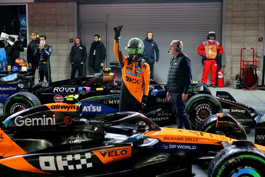 Formula One F1 - Las Vegas Grand Prix - Las Vegas Strip Circuit, Las Vegas, Nevada, United States - November 21, 2025
McLaren's Lando Norris celebrates after qualifying in pole position REUTERS/Daniel Cole