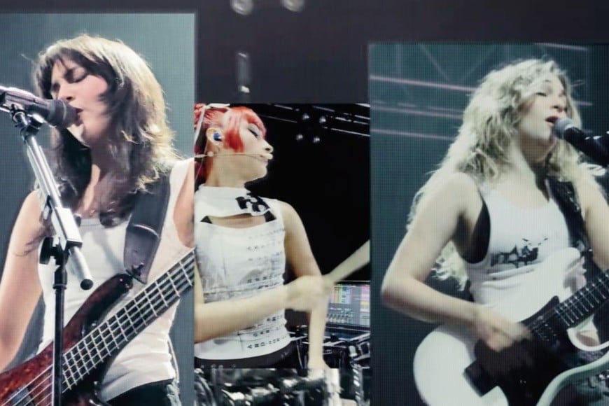 El video de “Bite My Tongue” de The Warning, filmado durante un concierto en Corea del Sur, donde la banda estrenó el tema.