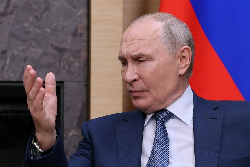 Russian President Vladimir Putin attends a meeting with Belarusian President Alexander Lukashenko at the Novo-Ogaryovo state residence outside Moscow, Russia August 29, 2026. REUTERS/Anastasia Barashkova/Pool