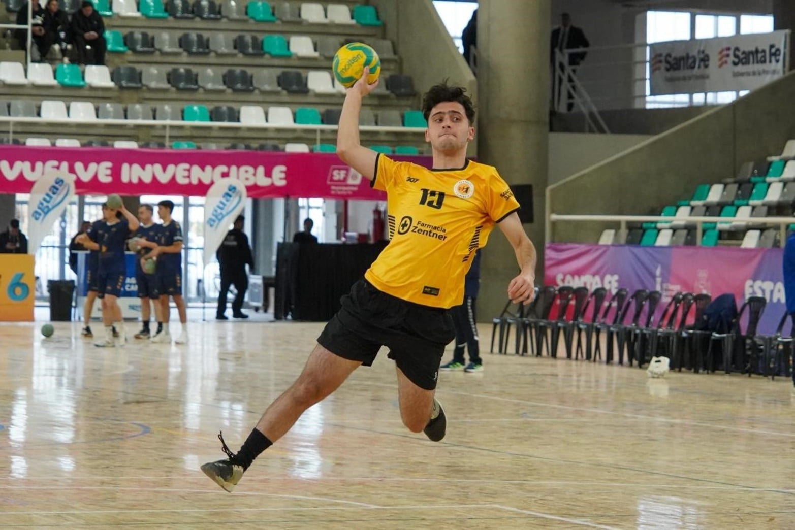 Test Event de handball: I.L Peretz y Alianza de Santo Tomé en el Invencible Santa Fe. Foto: Fernando Nicola