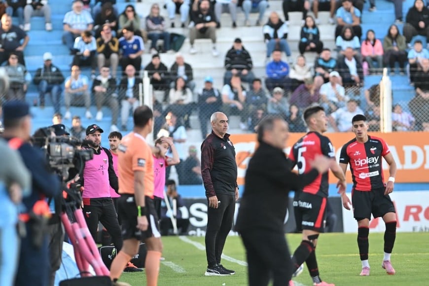Colon Racing de Córdoba Delfino