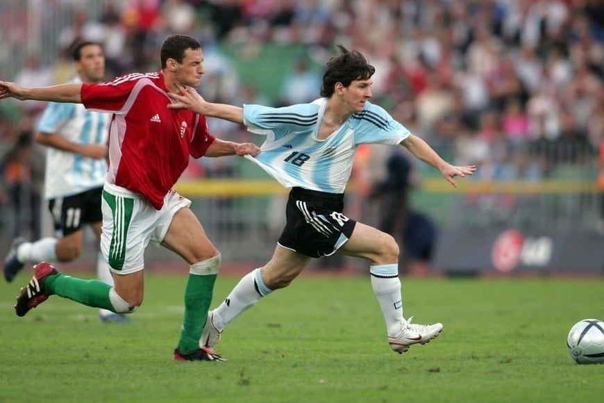 Messi debutó en 2005 en la Selección mayor. El dato: fue expulsado.
